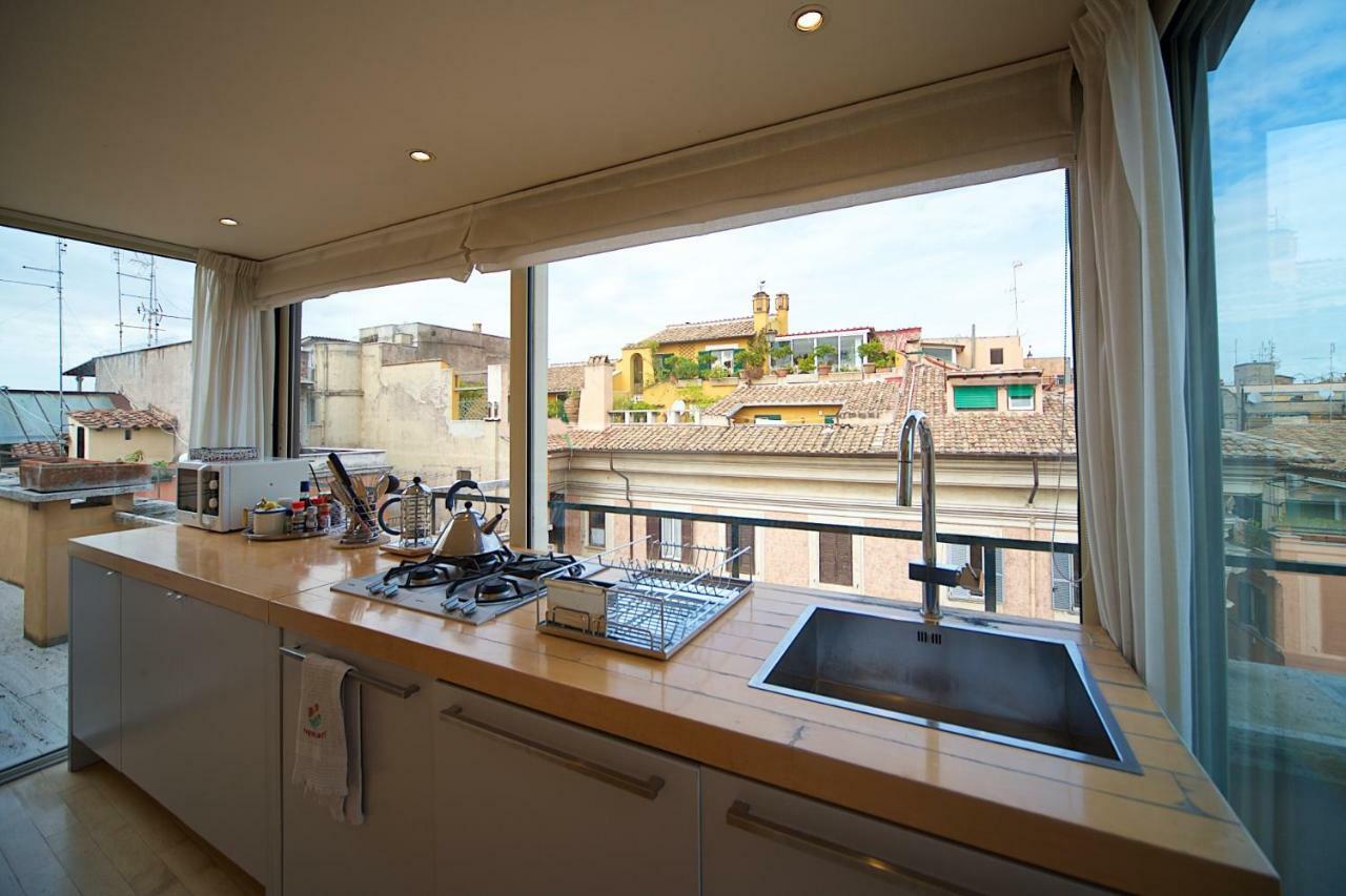 Apartment Ginnasi Palace Penthouse Rom