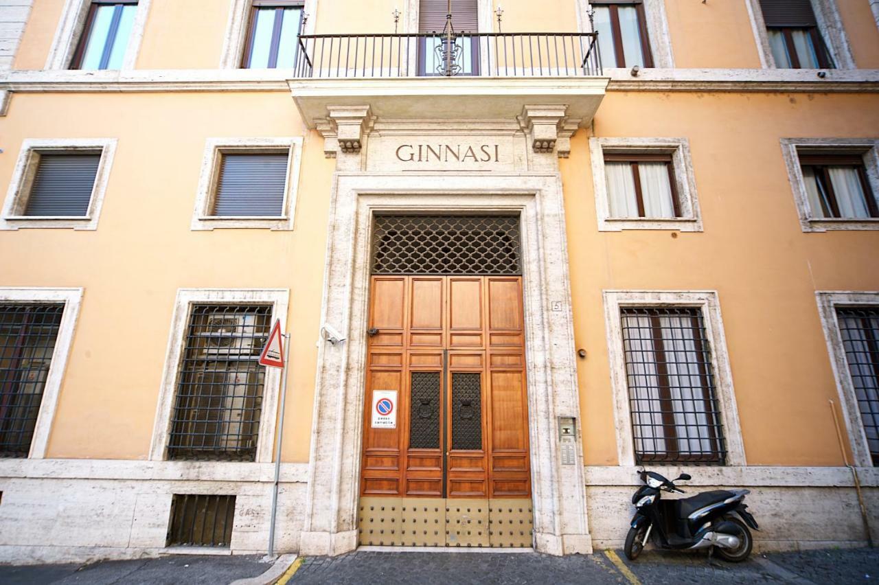 Ginnasi Palace Penthouse * Rom